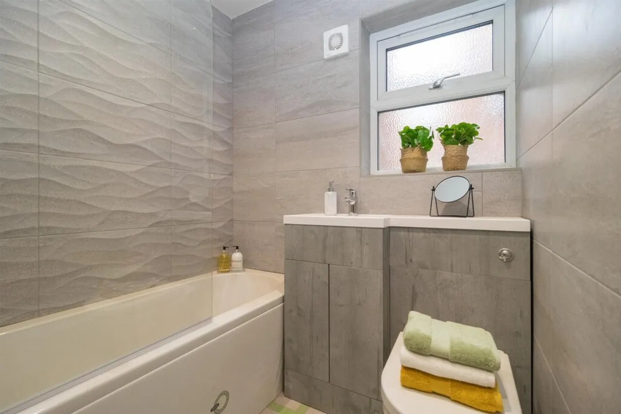 Whalley avenue, Chorlton, M16, photo 8