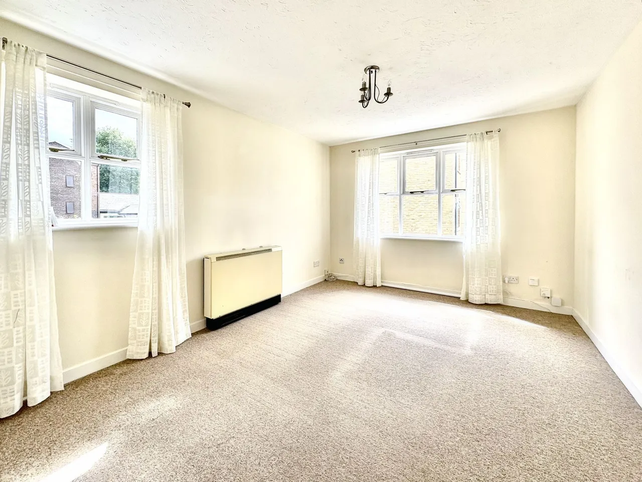 Stapleford Close, Chelmsford, CM2, photo 4