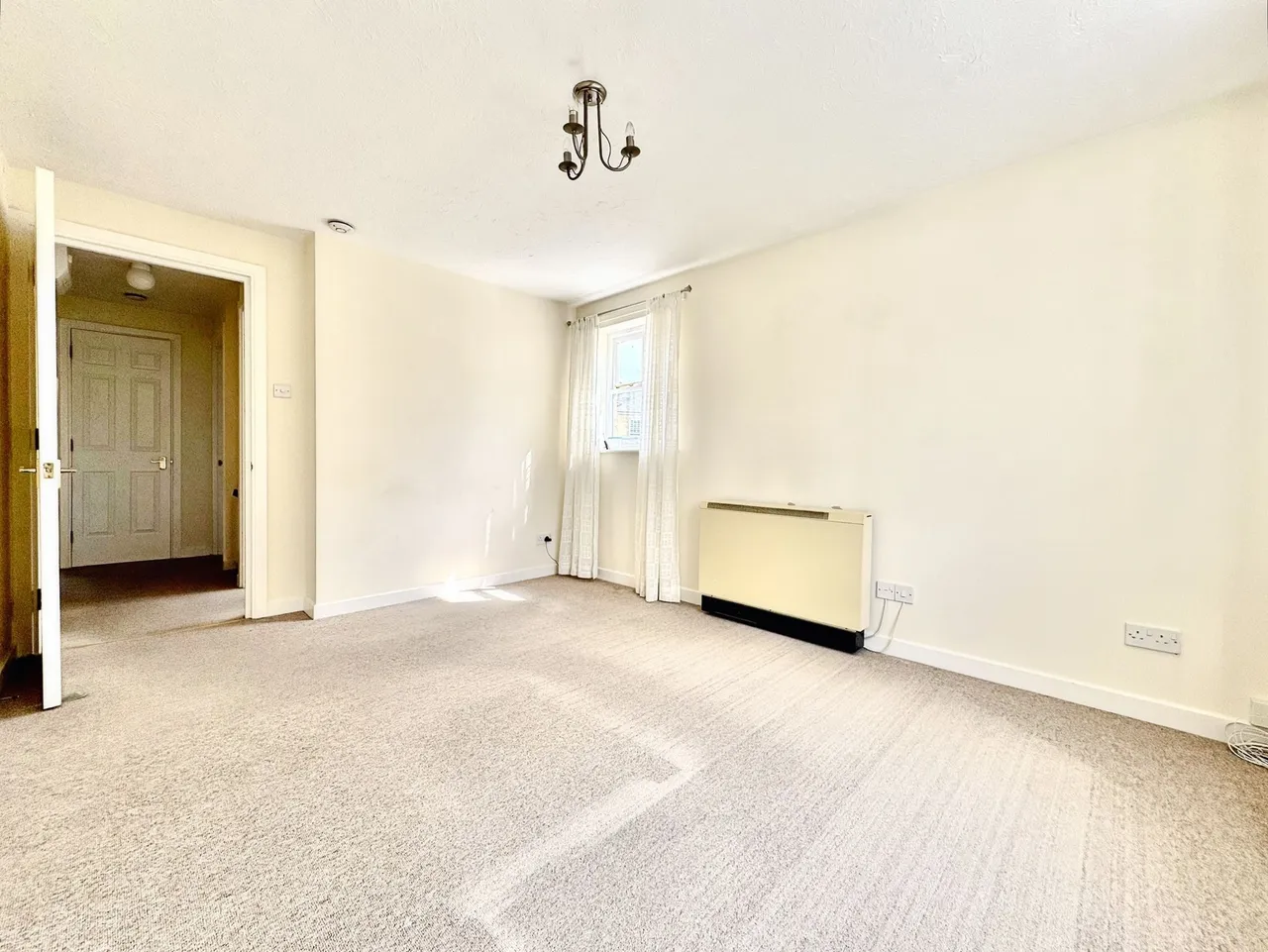 Stapleford Close, Chelmsford, CM2, photo 3