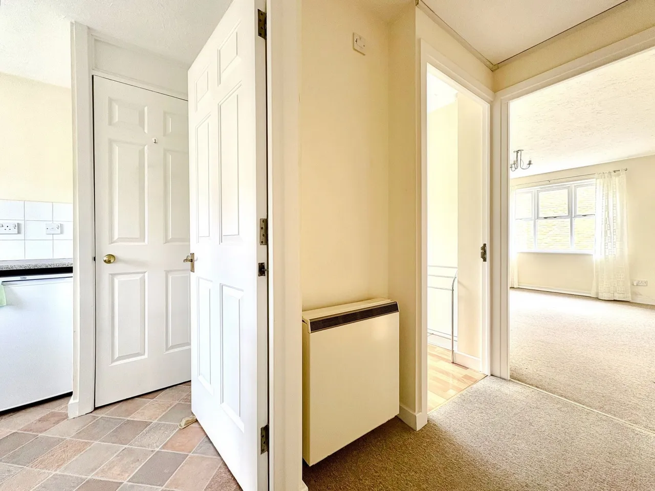Stapleford Close, Chelmsford, CM2, photo 7