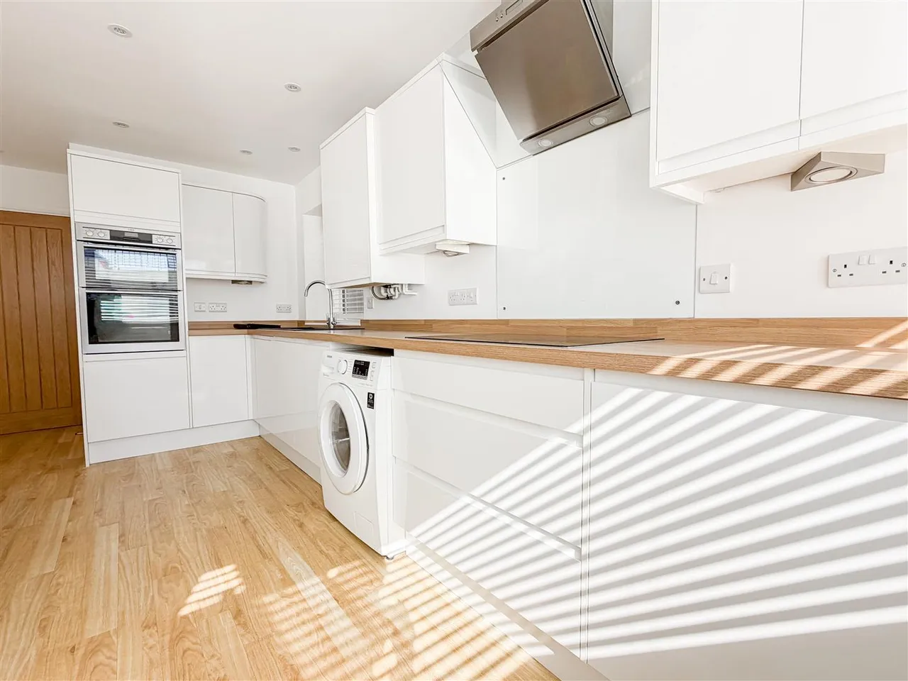 South Cliff, Eastbourne, BN20, photo 8