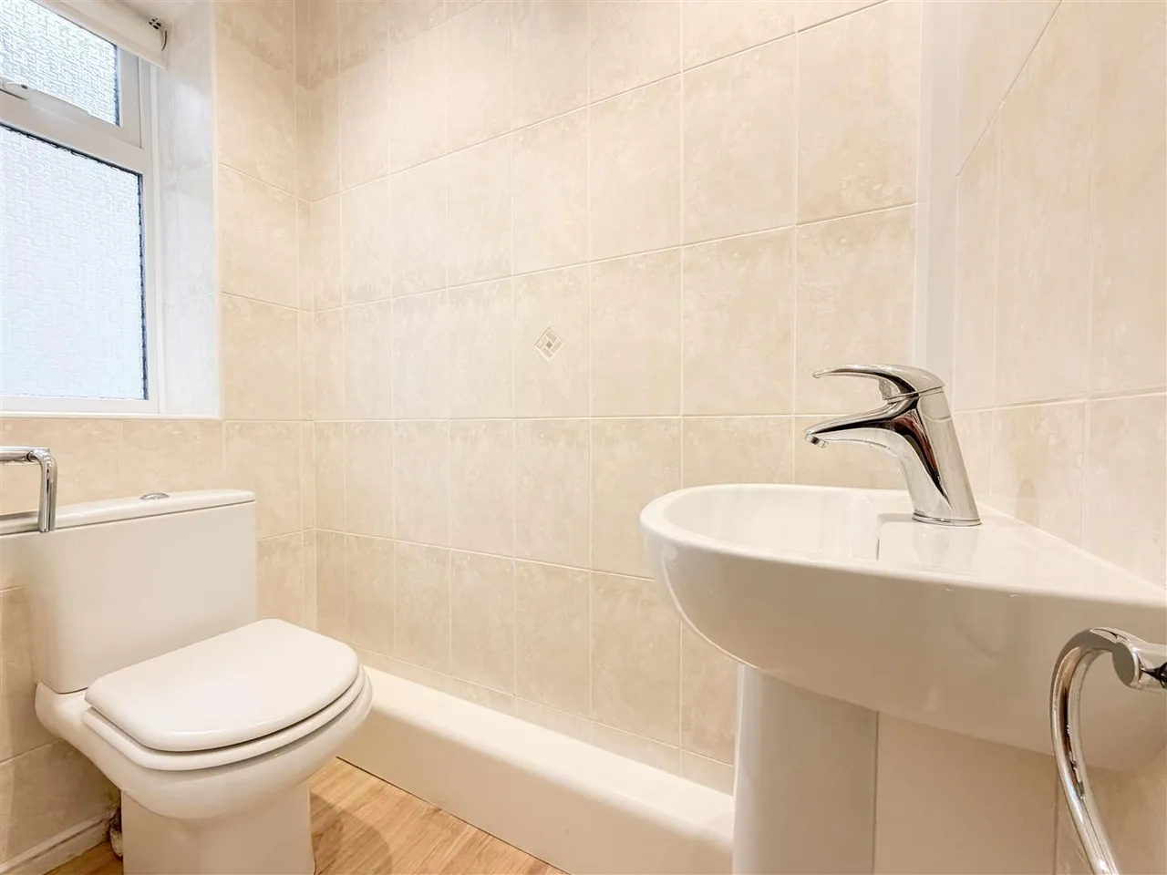 South Cliff, Eastbourne, BN20, photo 15