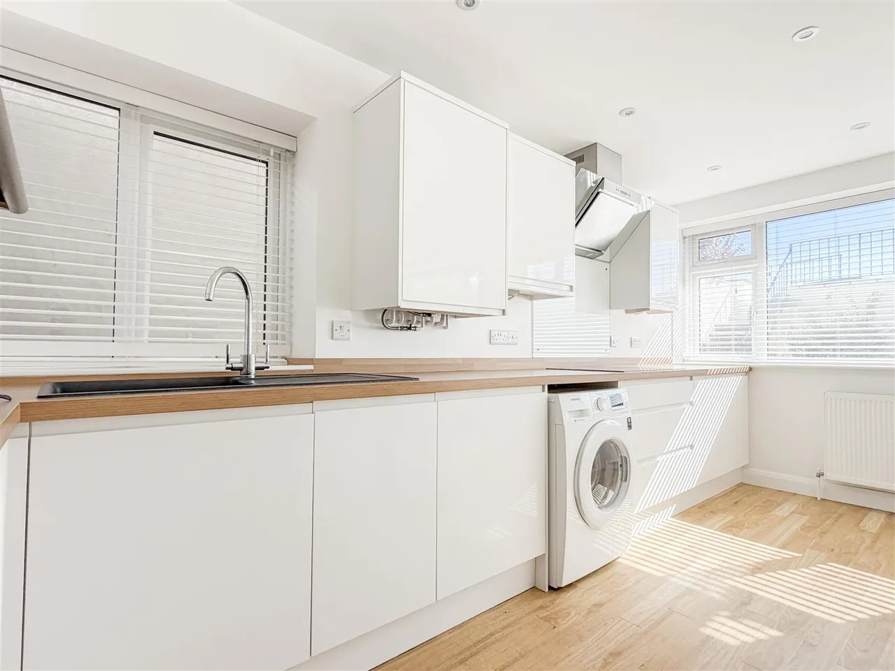 South Cliff, Eastbourne, BN20, photo 9
