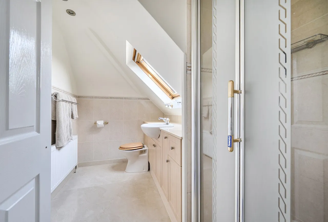 Lavender Avenue, London, NW9 8HE, photo 9
