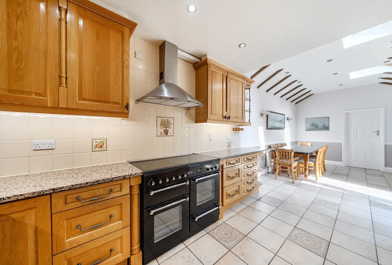 Lavender Avenue, London, NW9 8HE, photo 13