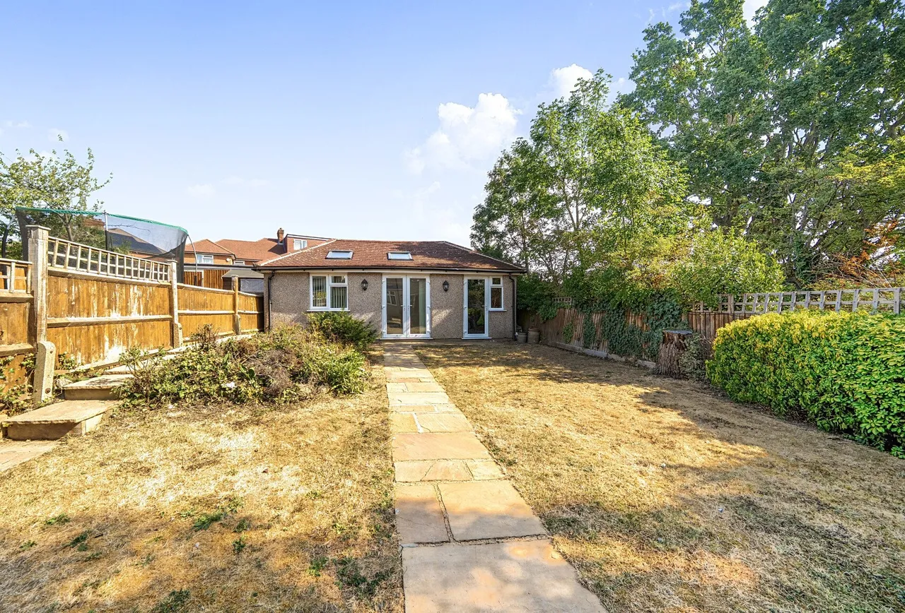 Lavender Avenue, London, NW9 8HE, photo 18