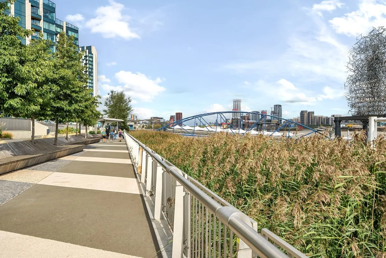 Cutter Lane, SE10, photo 16