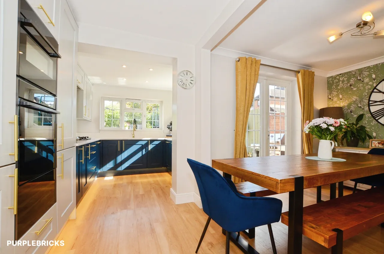 3 bed house for sale, High Acres, Abbots Langley, WD5