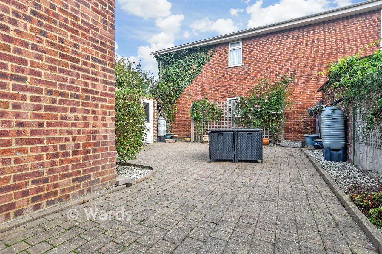 Chaplin Drive, Headcorn, TN27, photo 6