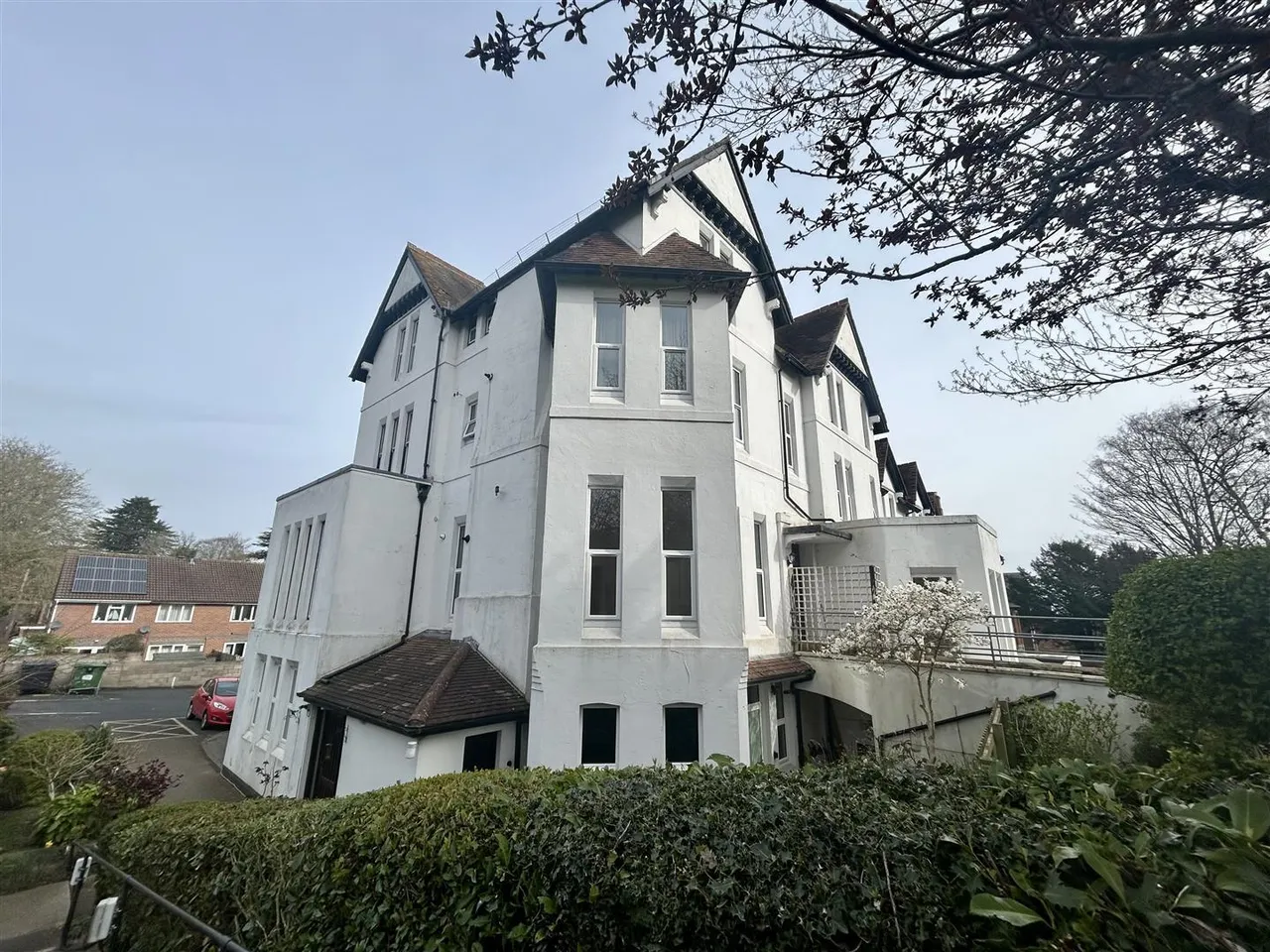 2 bed flat to rent, Worcester Road, WR14