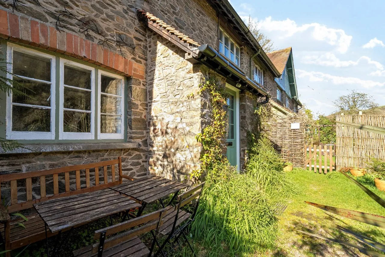 Eastwood Cottages, Lynbridge, EX35, photo 14