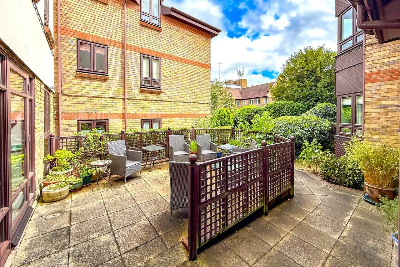 Hatfield Road, St. Albans, Hertfordshire, AL1 3NN, photo 9