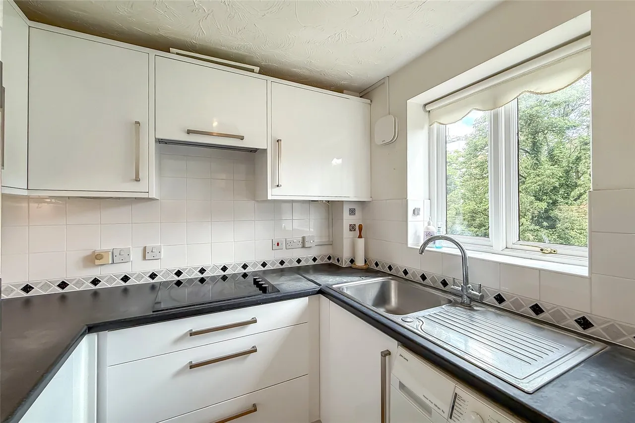 Hatfield Road, St. Albans, Hertfordshire, AL1 3NN, photo 5
