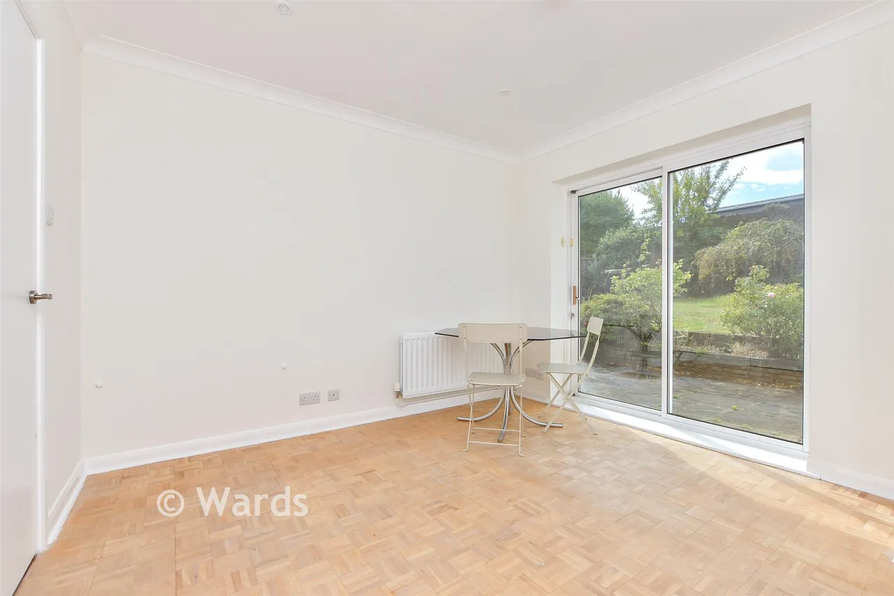 Queens Avenue, Broadstairs, CT10, photo 8