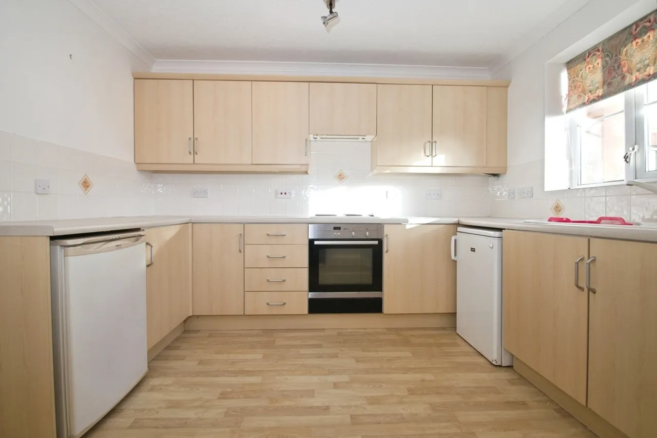Campbell Drive, Cardiff, CF11, photo 5