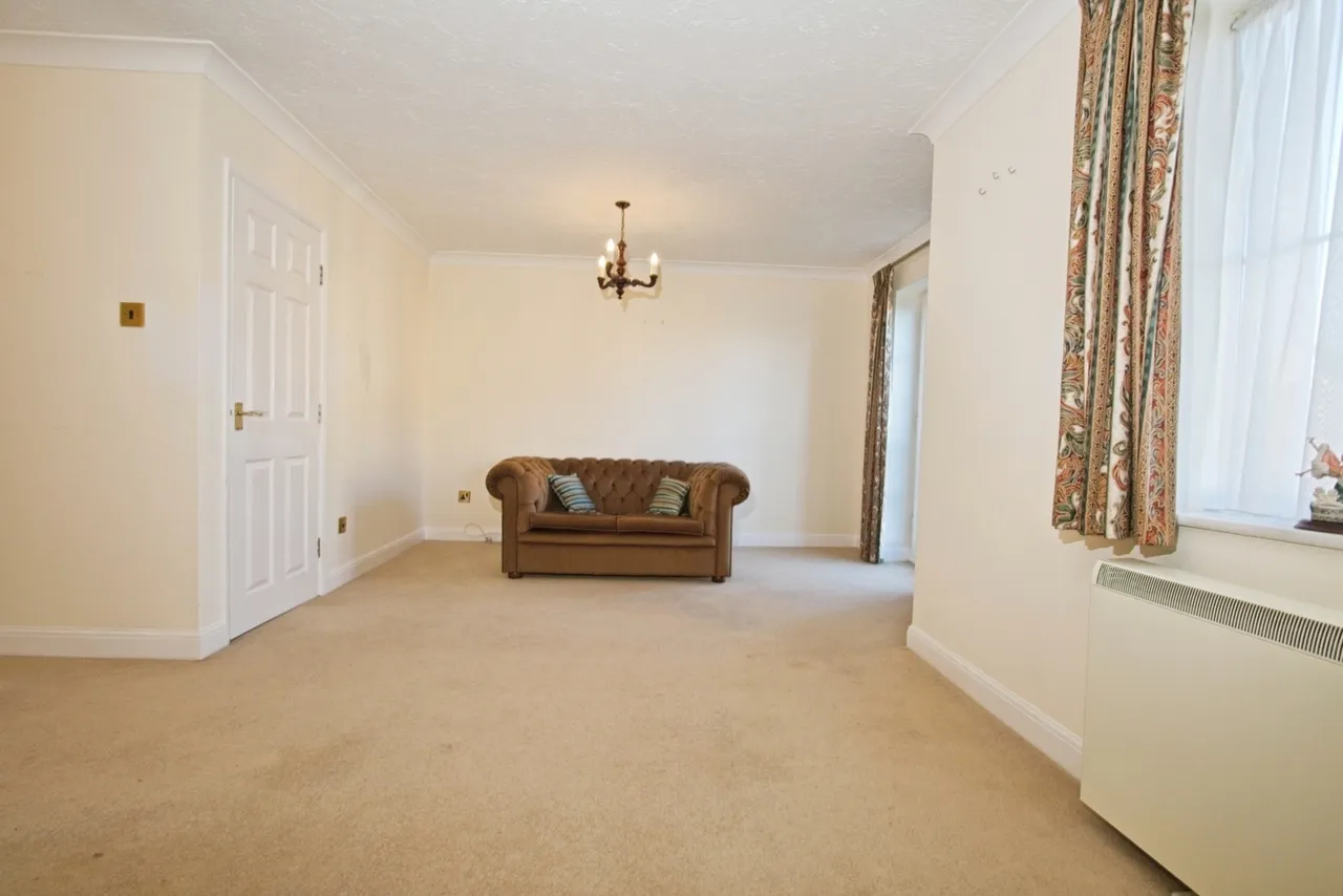 Campbell Drive, Cardiff, CF11, photo 15