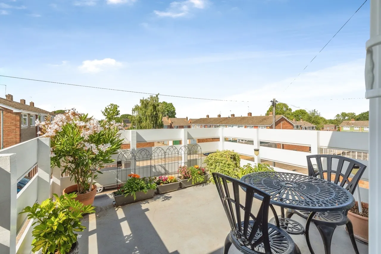 Hunstanton Close, Parkwood, ME8, photo 11