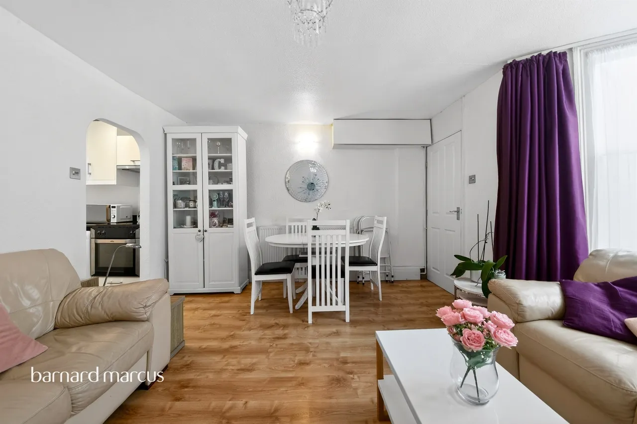 Holly Park Road, London, N11, photo 9