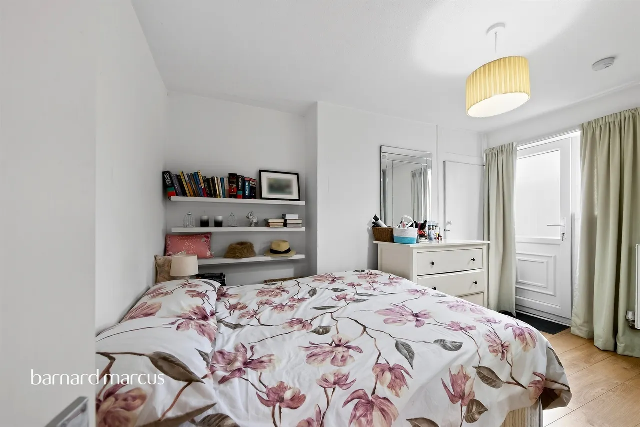 Holly Park Road, London, N11, photo 5