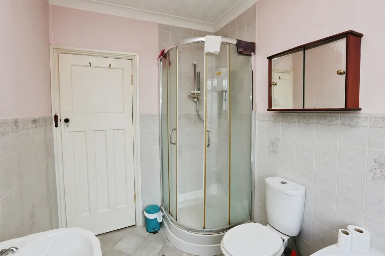 Bury Road, Gosport, photo 12