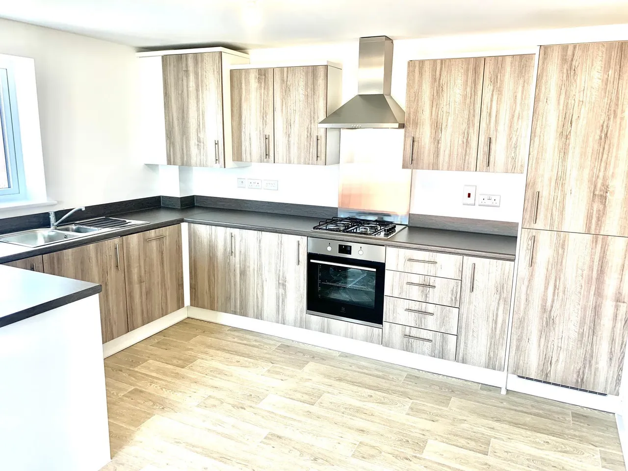 Rosewood Way, Hampton Gardens, Peterborough, photo 7