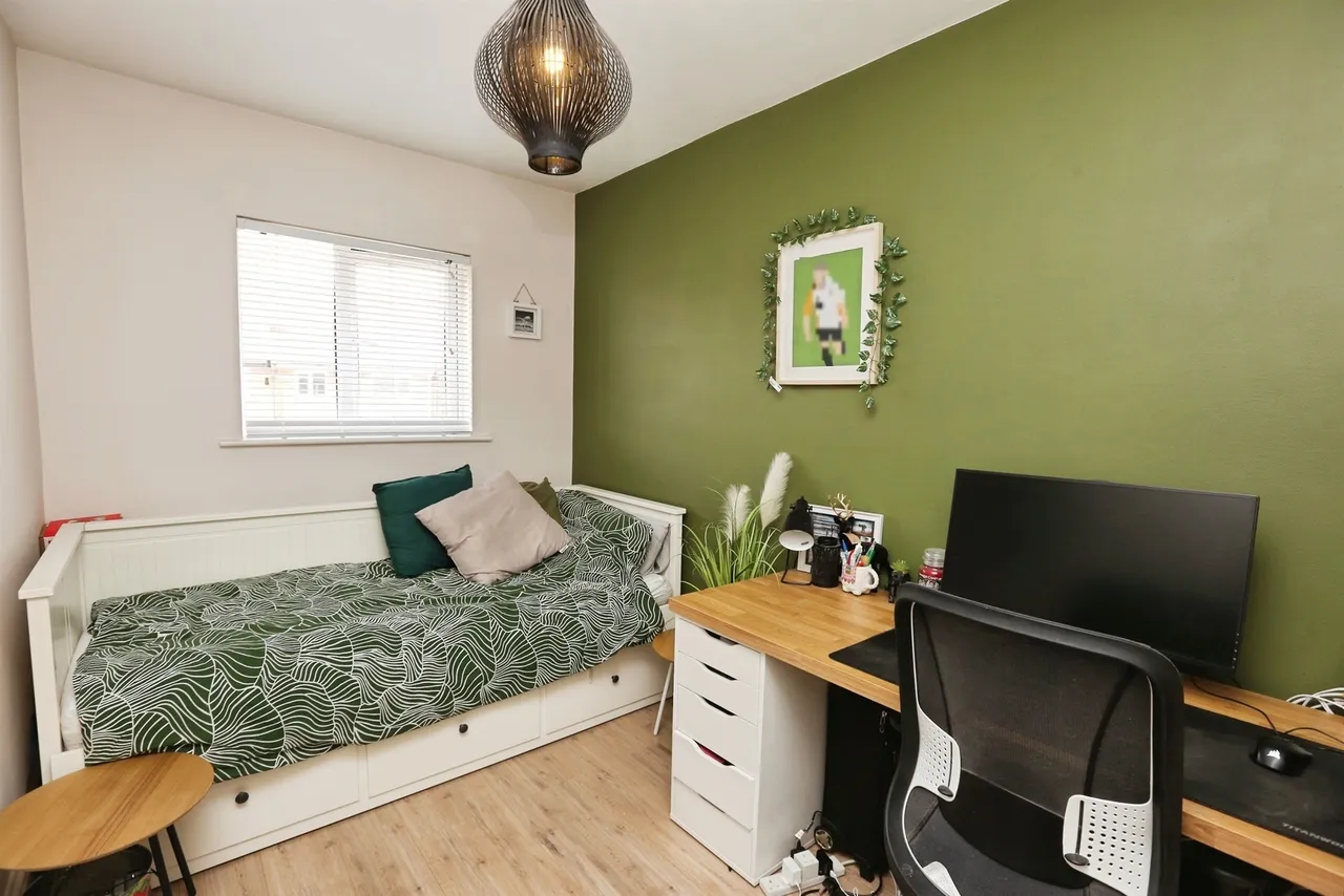 Thornton Road, Gosport, photo 9