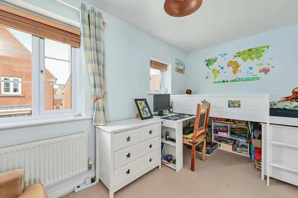 Englefield Way, Basingstoke, RG24, photo 8