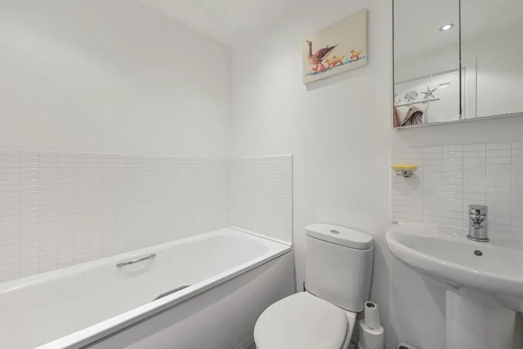 Englefield Way, Basingstoke, RG24, photo 10