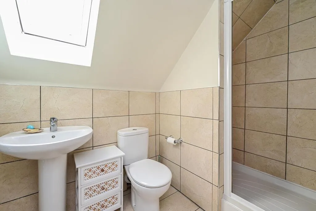 Englefield Way, Basingstoke, RG24, photo 9