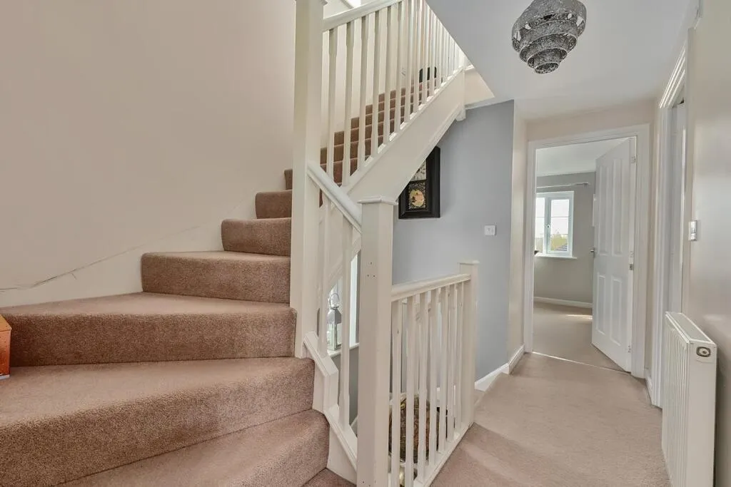 Englefield Way, Basingstoke, RG24, photo 5