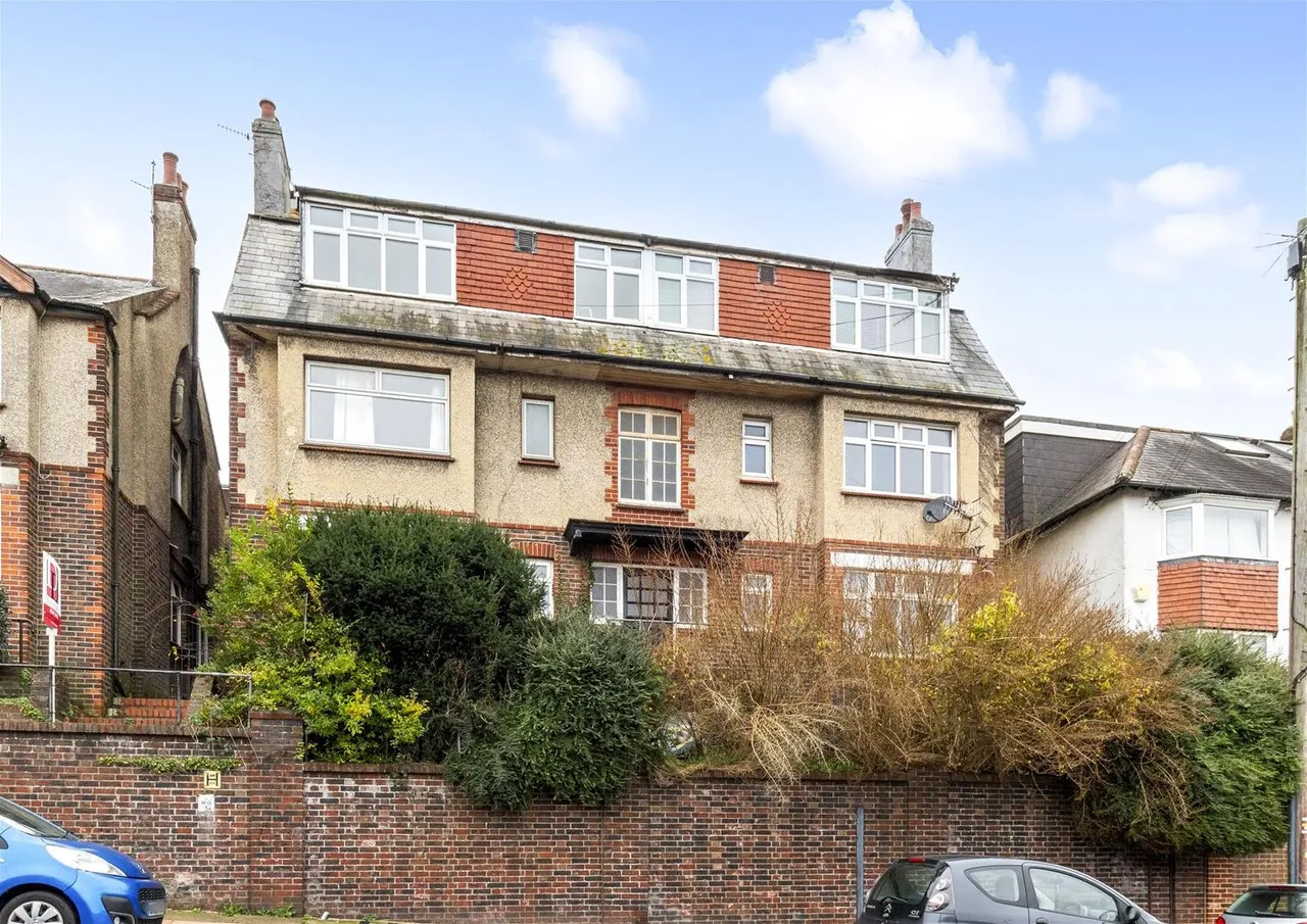 2 bed flat for sale — Stanmer Park Road, Brighton
