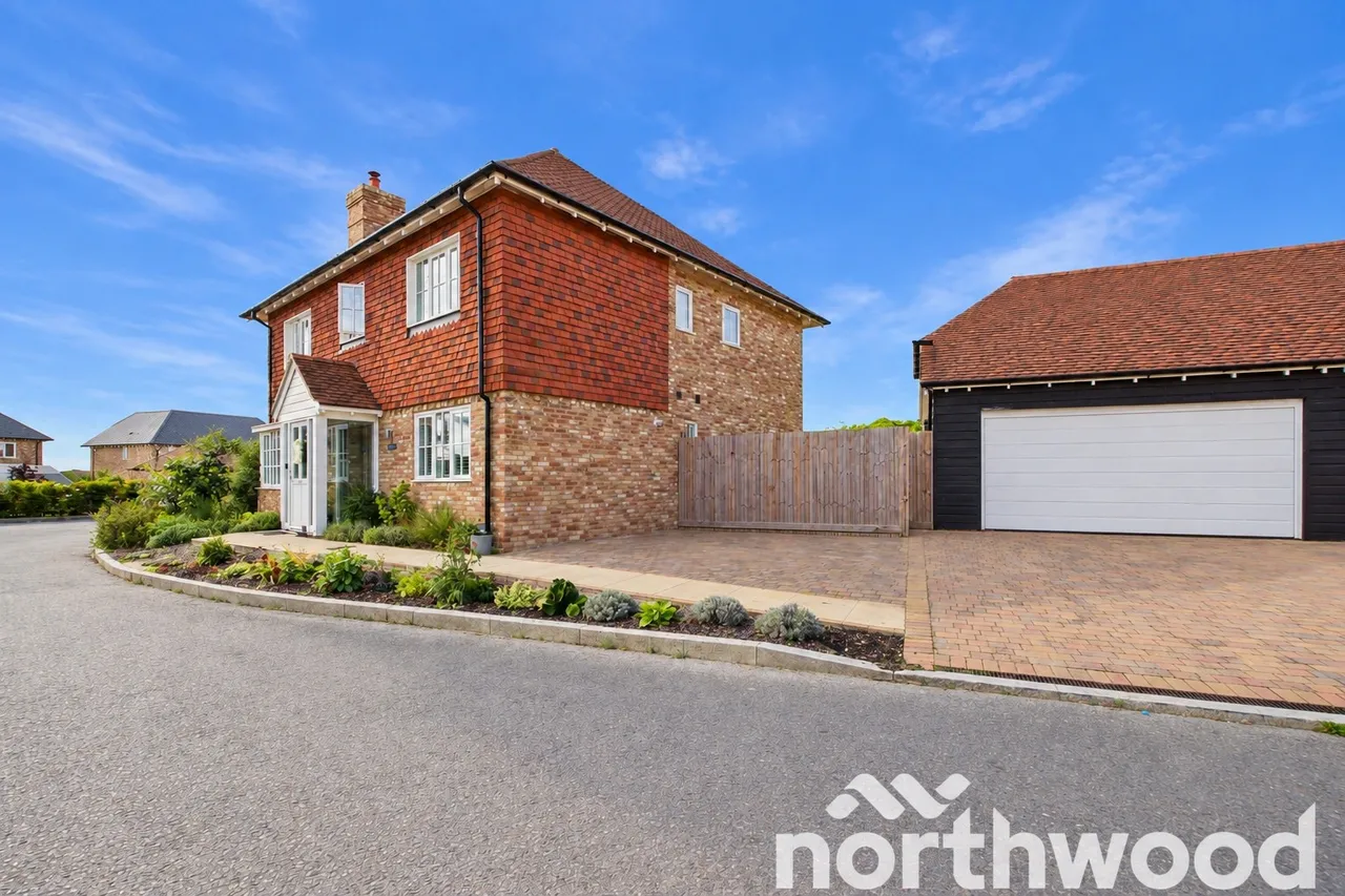4 bed house for sale, Ram Crescent, Chilmington Green, TN23
