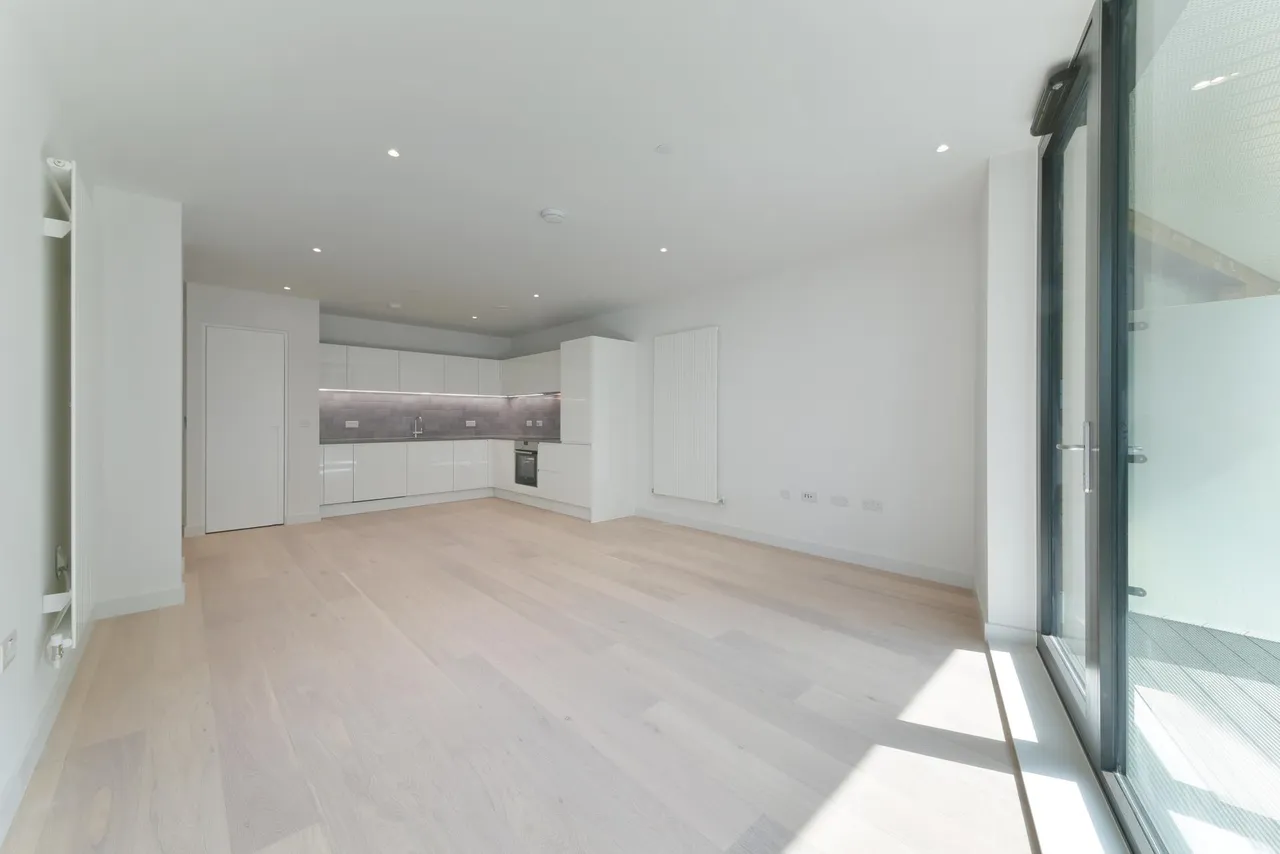 Mercier Court, Royal Wharf, E16, photo 2