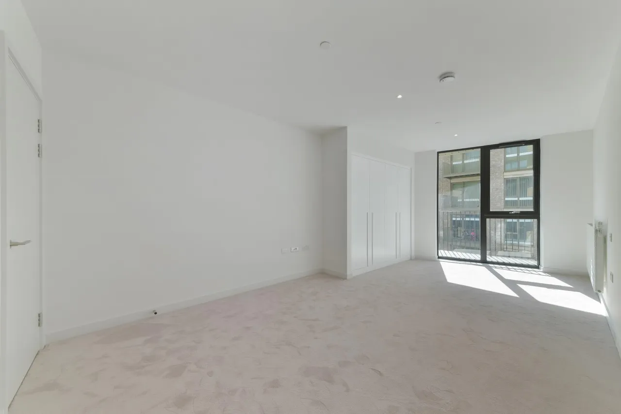 Mercier Court, Royal Wharf, E16, photo 10