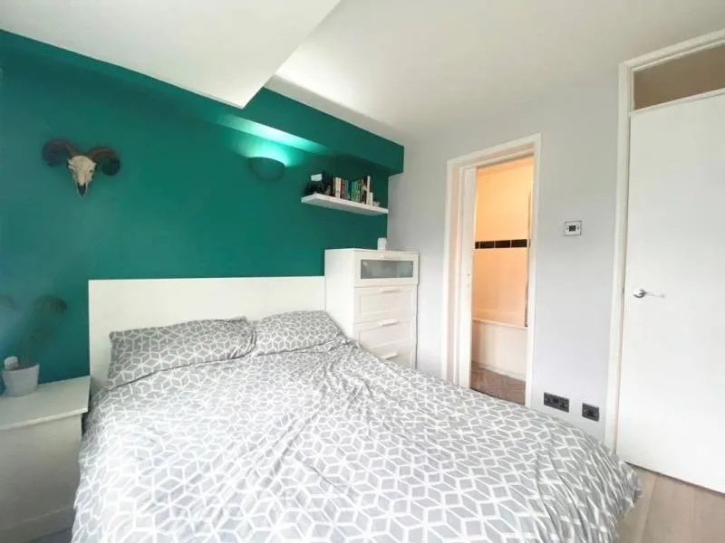 Berrys Lane, Byfleet, KT14, photo 4