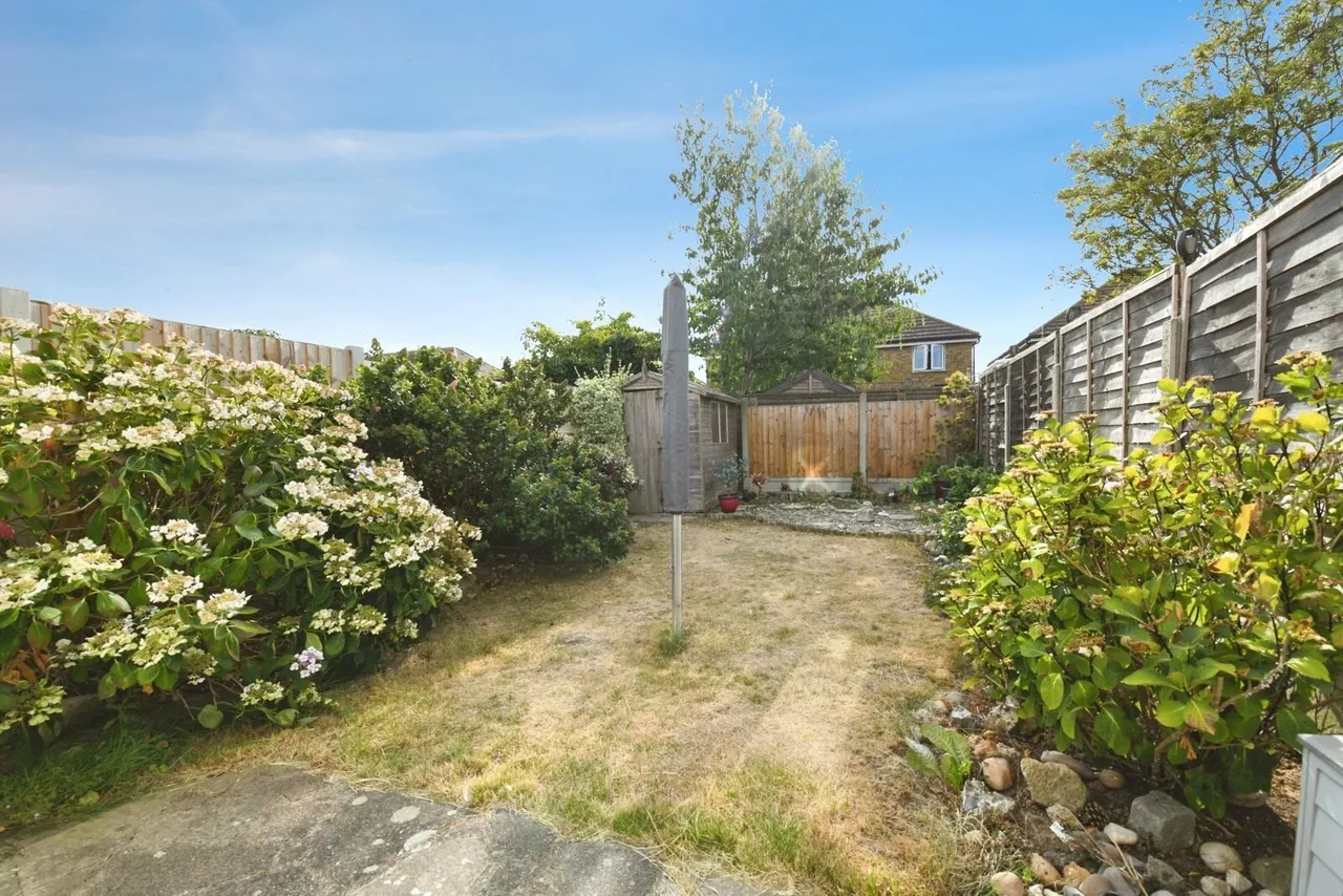Watkins Way, Shoeburyness, Southend-on-Sea, Essex, SS3, photo 2