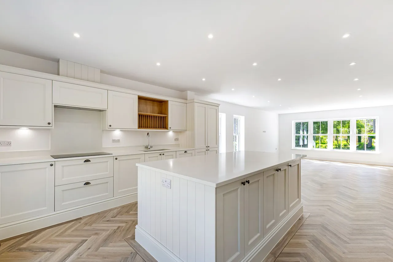 Wellhouse Road, Beech, GU34, photo 3