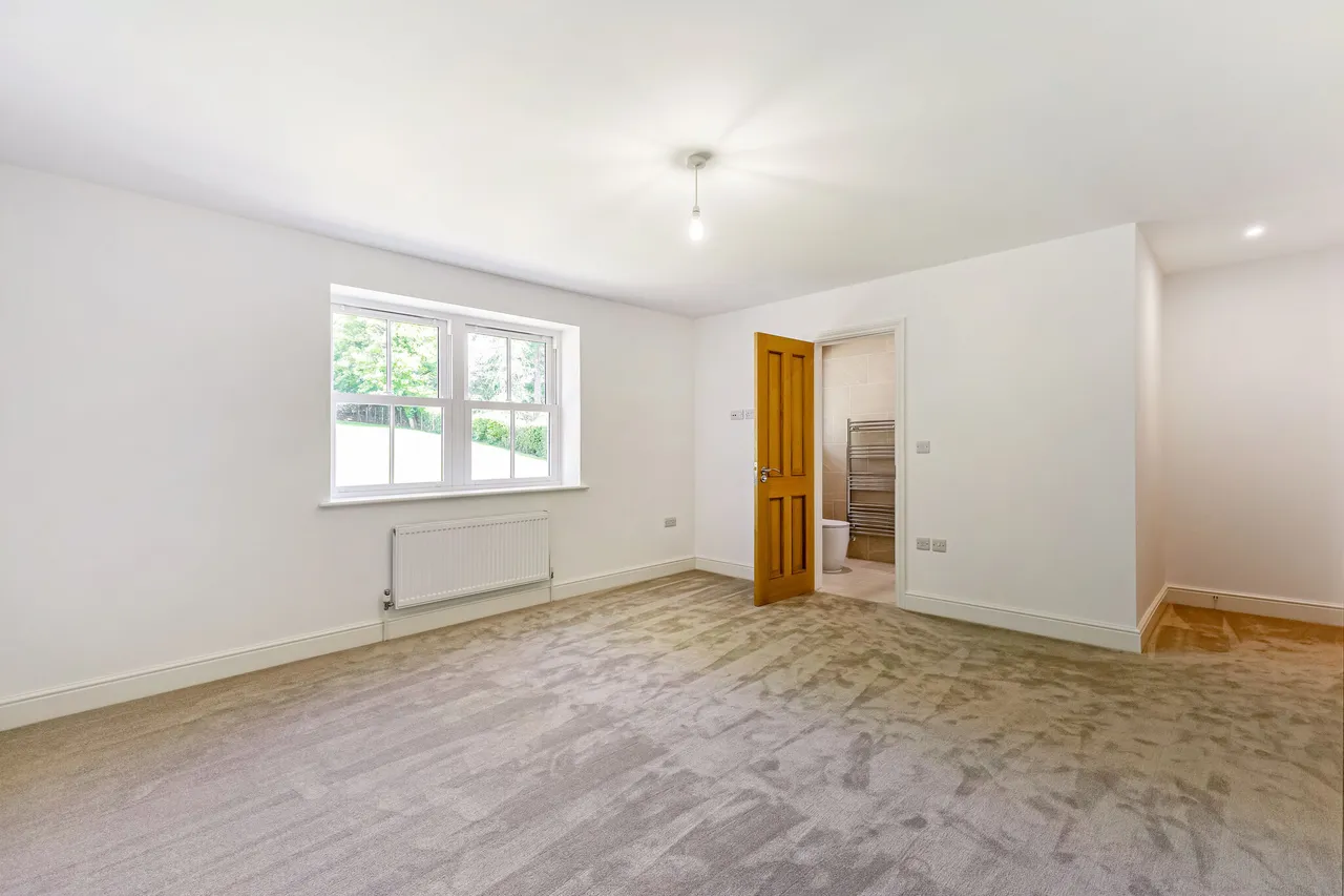 Wellhouse Road, Beech, GU34, photo 6