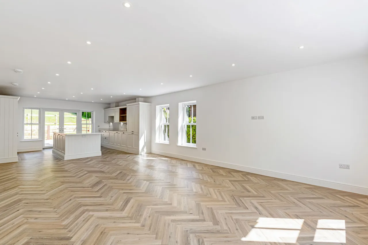 Wellhouse Road, Beech, GU34, photo 2