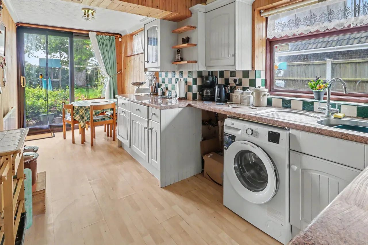 Poplar Drive, Filby, photo 5