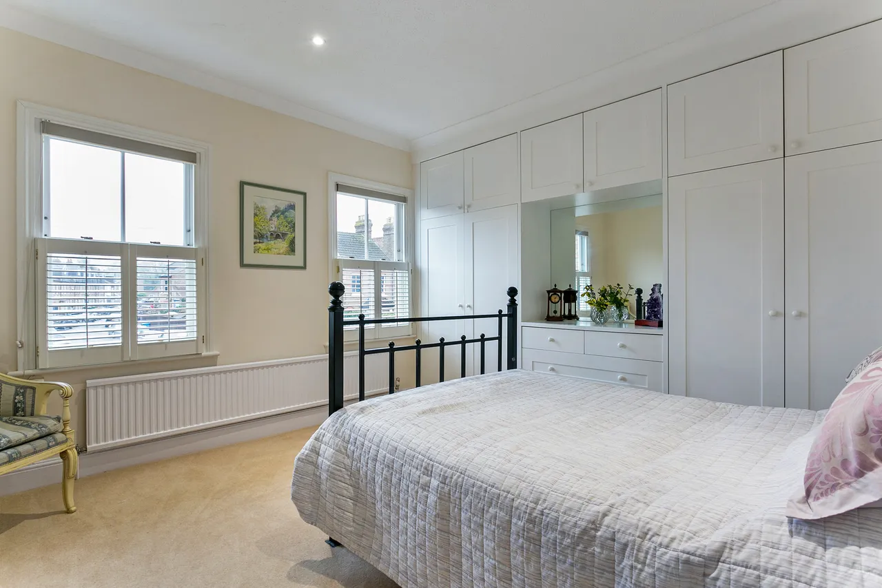 Bolton Road, Windsor, SL4, photo 5