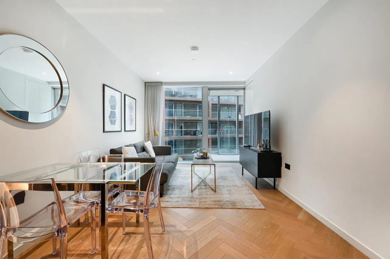 1 bed flat for sale, Dawson House, Battersea Power Station, SW11
