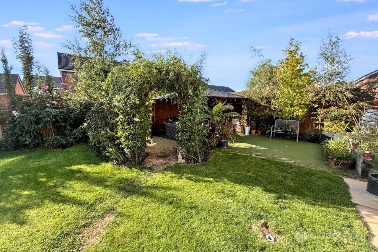 Pastures Reach, Weddington, CV10, photo 28