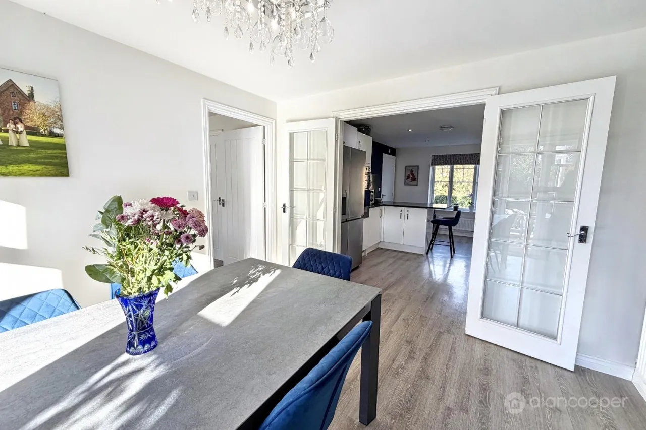 Pastures Reach, Weddington, CV10, photo 12