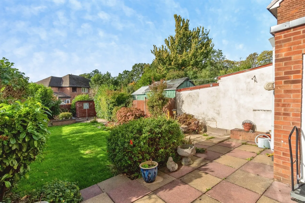 Stafford Lane, Hednesford, WS12, photo 15