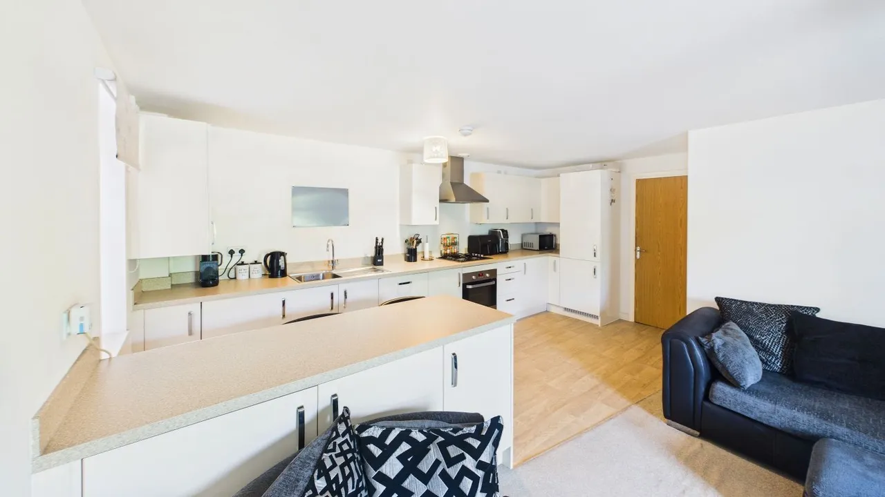 Rosso Close, Doncaster, DN4, photo 4
