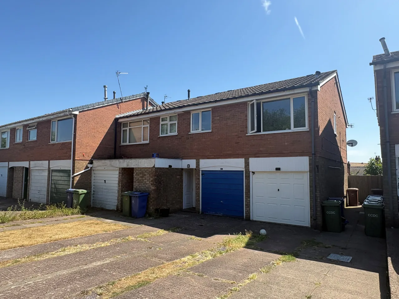 2 bed flat to rent, Longacres, Rawnsley, WS12