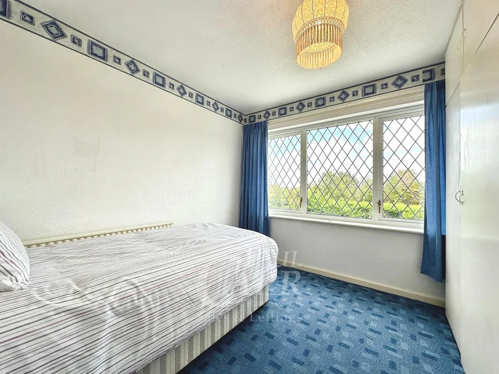 Bodmin Rise, Park Hall, WS5, photo 12