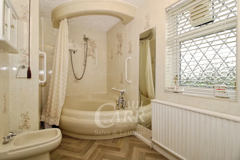 Bodmin Rise, Park Hall, WS5, photo 15