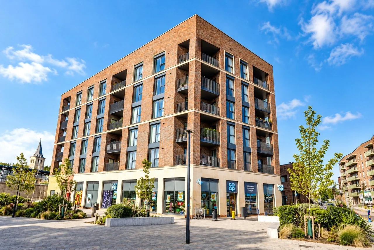 1 bed flat for sale, Limehouse Wharf, Rochester, ME1